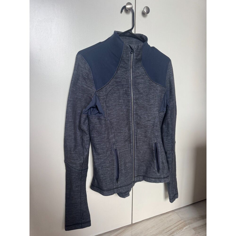 RARE 2000s Lululemon Define “BBL" Denim Vibe Zip Up Jacket Sz M